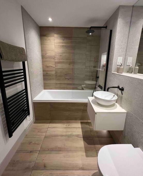Contemporary, Stylish South Coast Home Poole Exteriör bild
